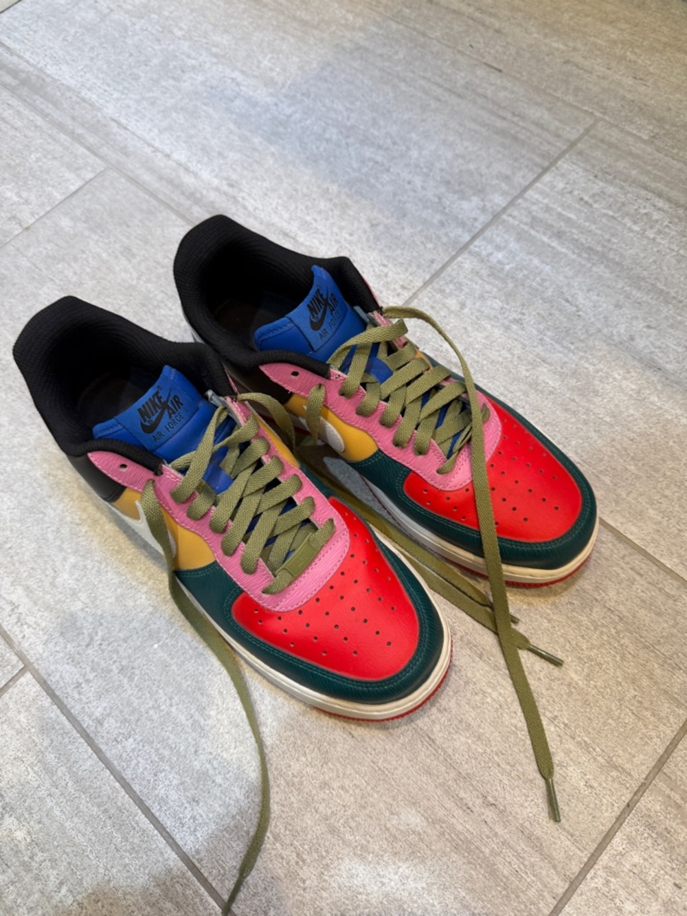 Nike Multicolor Low-Top Sneakers — Red, Green, Pink, Blue, Yellow